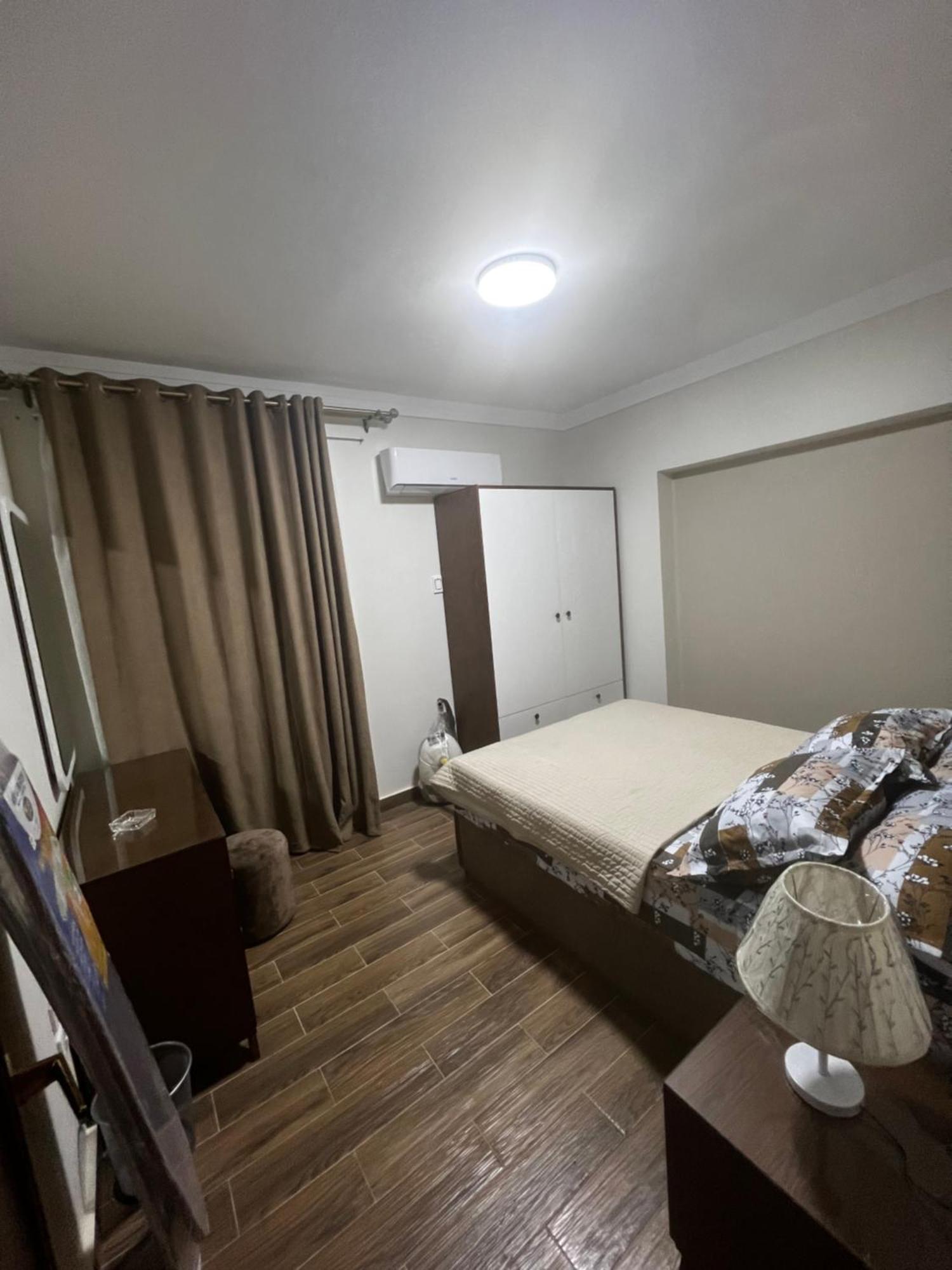 Luxury Flat With Garden And Private Entrance شقة فاخرة بحديقة و مدخل خاص Каир Экстерьер фото